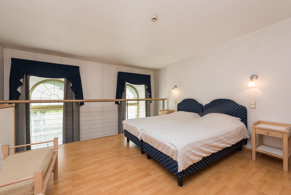 Apartamento Cozy Loft Near Old Town Tallin Exterior foto